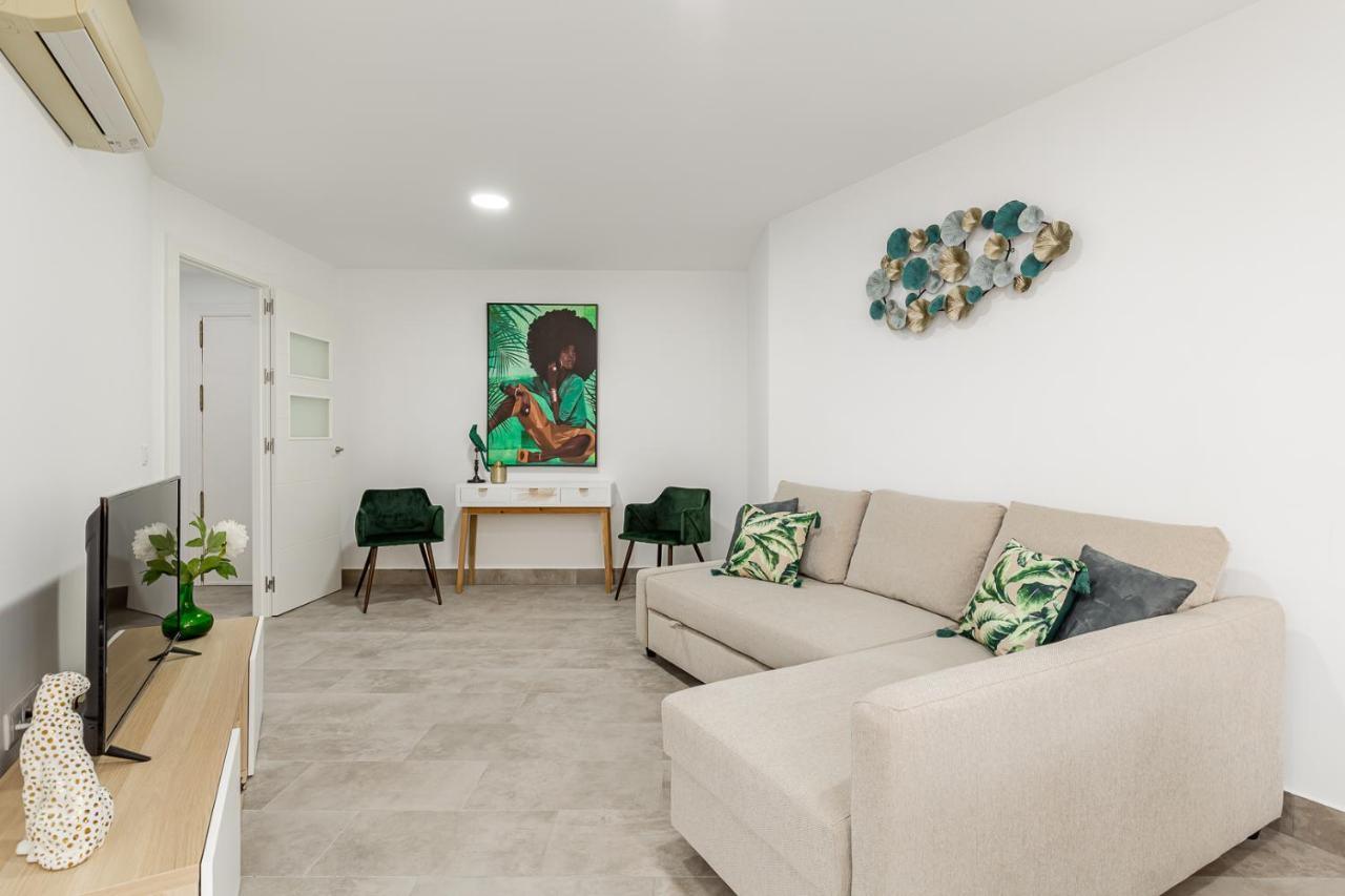 Modern Apartment Steps From The Beach Torrox Eksteriør billede