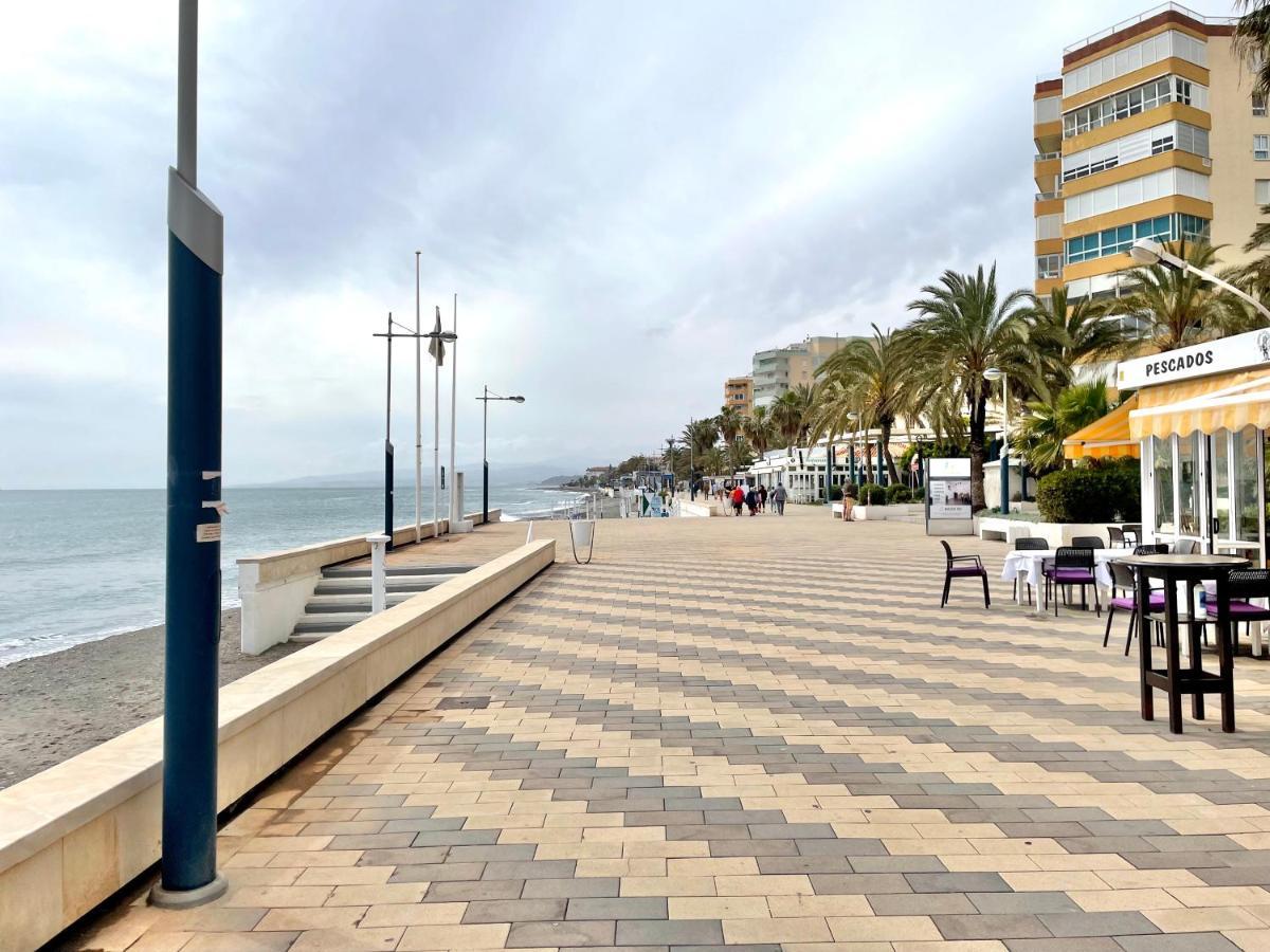 Modern Apartment Steps From The Beach Torrox Eksteriør billede