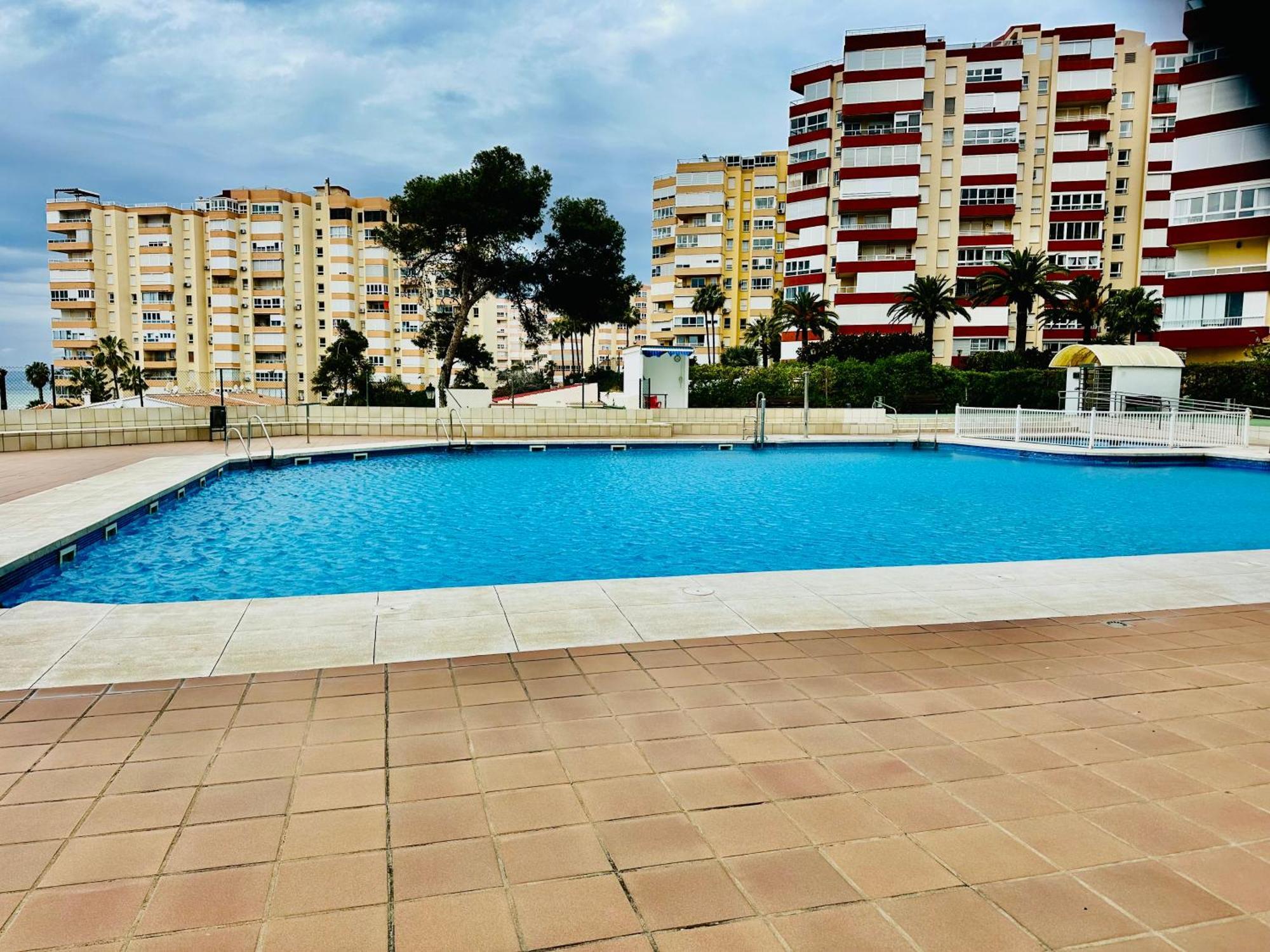 Modern Apartment Steps From The Beach Torrox Eksteriør billede